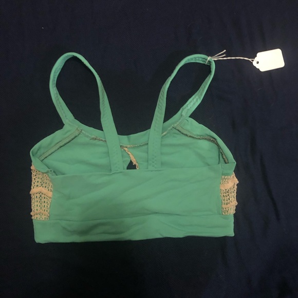Sustainable swim top *new* - Picture 3 of 3